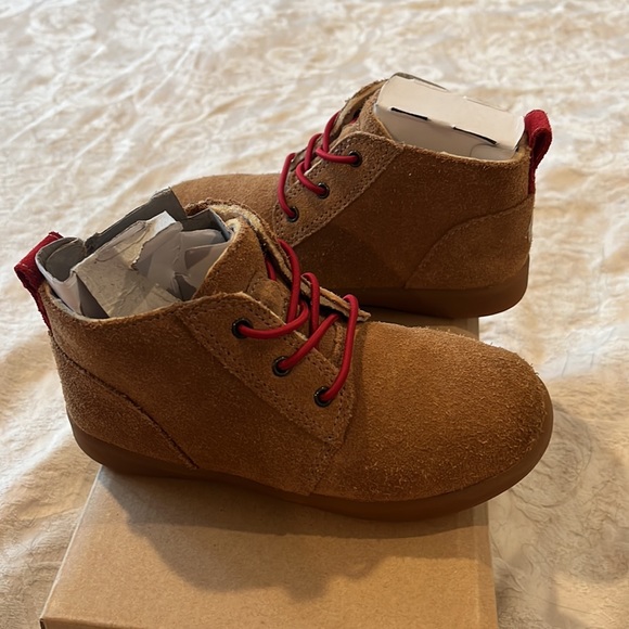 Ugg toddler boots - Picture 4 of 7